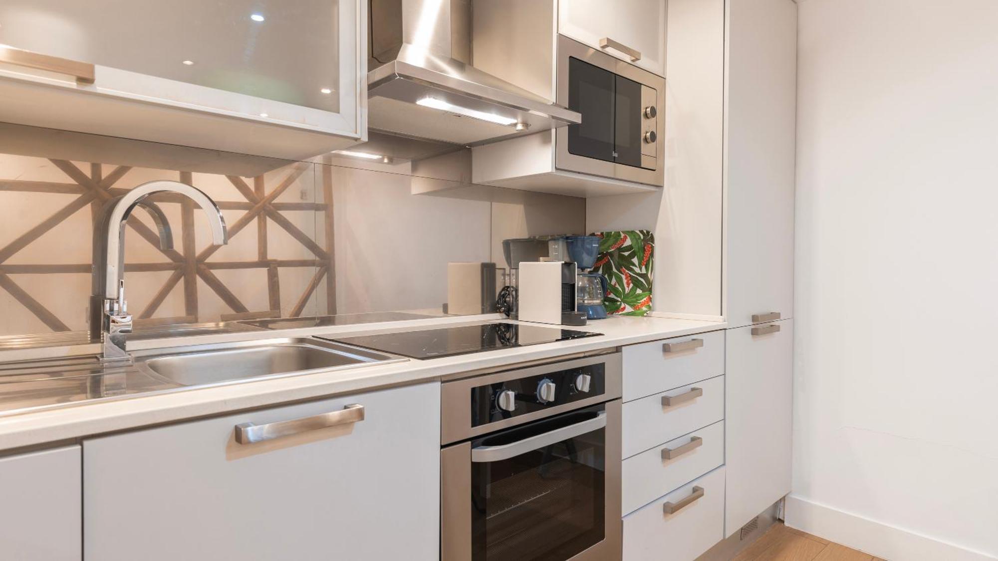 1bdr With Terrace In Alfama Centre By Lovelystay Appartement *
