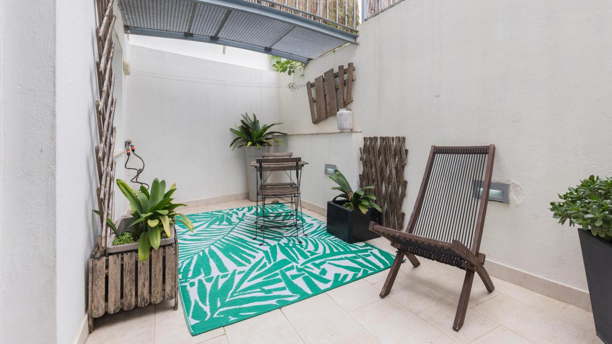 Appartement 1bdr With Terrace In Alfama Centre By Lovelystay Lisboa